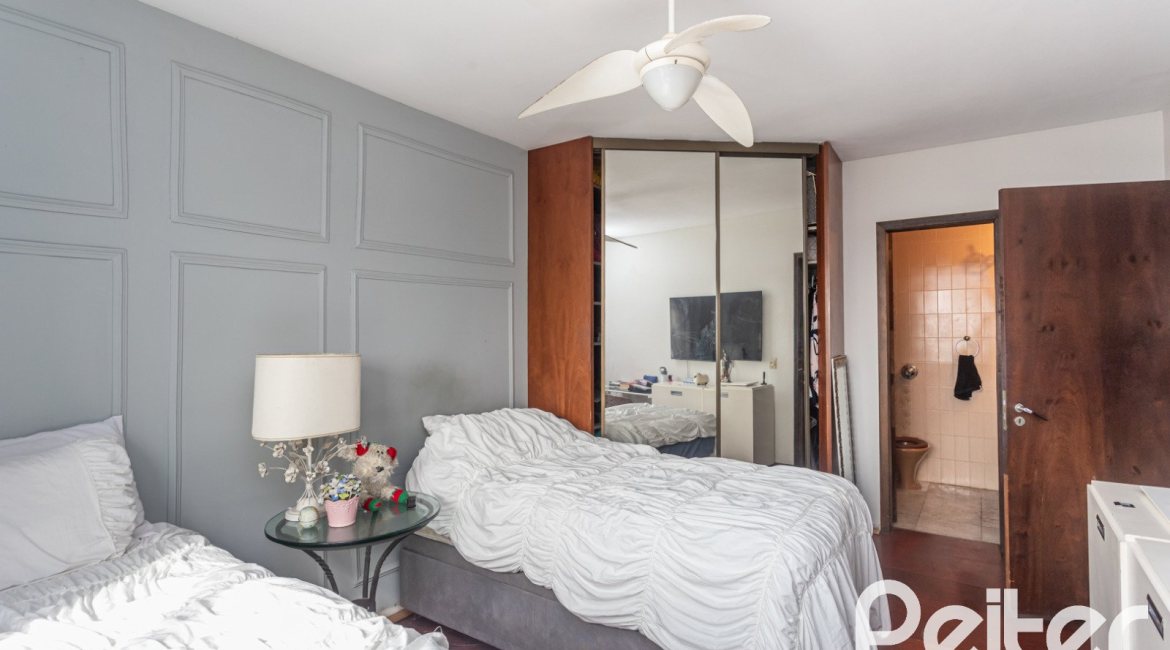 Apartamento à venda com 116m², 3 dormitórios, 1 suíte, 1 vaga, no bairro Moinhos De Vento em Porto Alegre