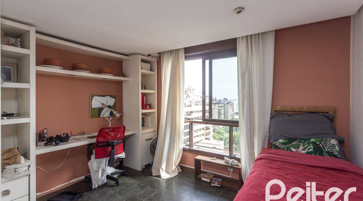 Apartamento à venda com 116m², 3 dormitórios, 1 suíte, 1 vaga, no bairro Moinhos De Vento em Porto Alegre