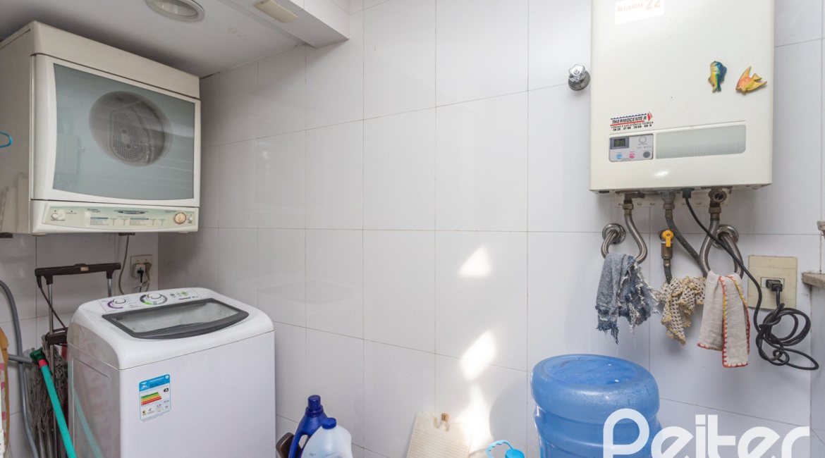 Apartamento à venda com 116m², 3 dormitórios, 1 suíte, 1 vaga, no bairro Moinhos De Vento em Porto Alegre