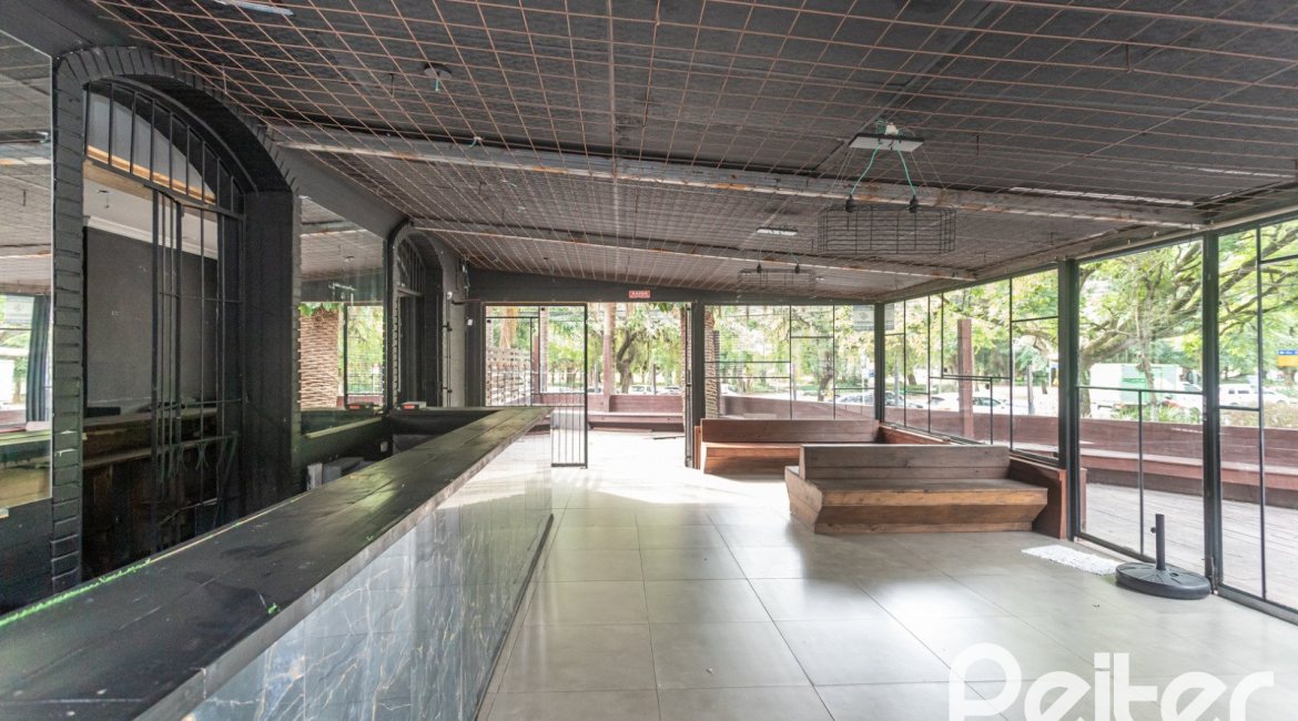 Comercial à venda com 75m², no bairro Moinhos de Vento em Porto Alegre
