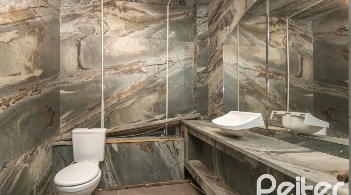 Comercial à venda com 75m², no bairro Moinhos de Vento em Porto Alegre