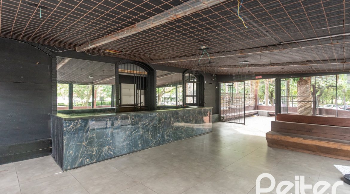 Comercial à venda com 75m², no bairro Moinhos de Vento em Porto Alegre