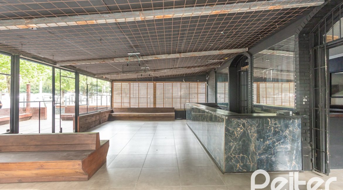 Comercial à venda com 75m², no bairro Moinhos de Vento em Porto Alegre