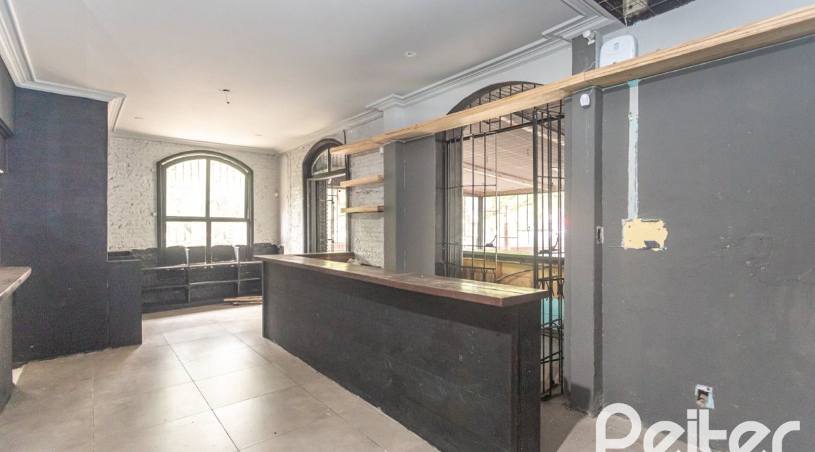 Comercial à venda com 75m², no bairro Moinhos de Vento em Porto Alegre