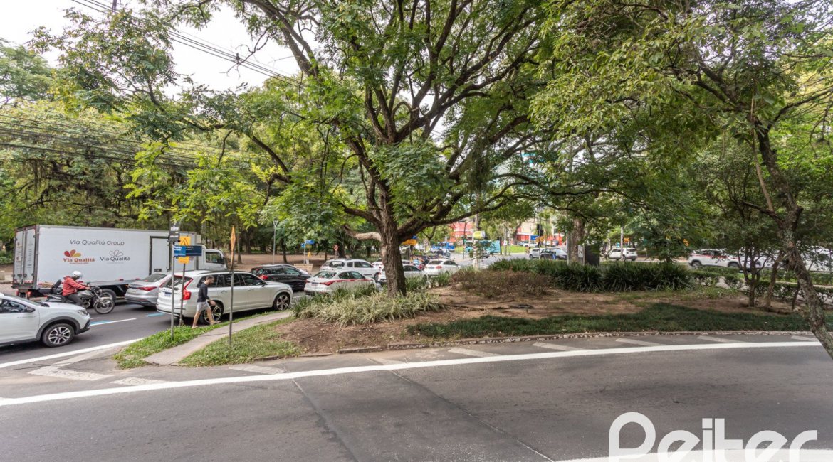 Comercial à venda com 75m², no bairro Moinhos de Vento em Porto Alegre