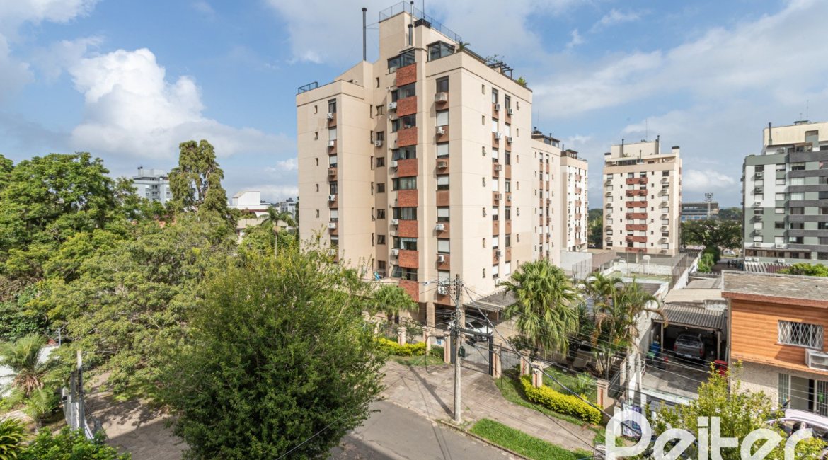 Apartamento à venda com 88m², 3 dormitórios, 3 suítes, 2 vagas, no bairro Cristal em PORTO ALEGRE