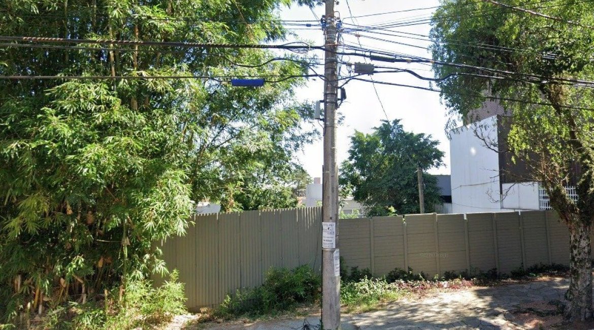 Apartamento à venda com 141m², 3 dormitórios, 1 suíte, 2 vagas, no bairro Tristeza em Porto Alegre