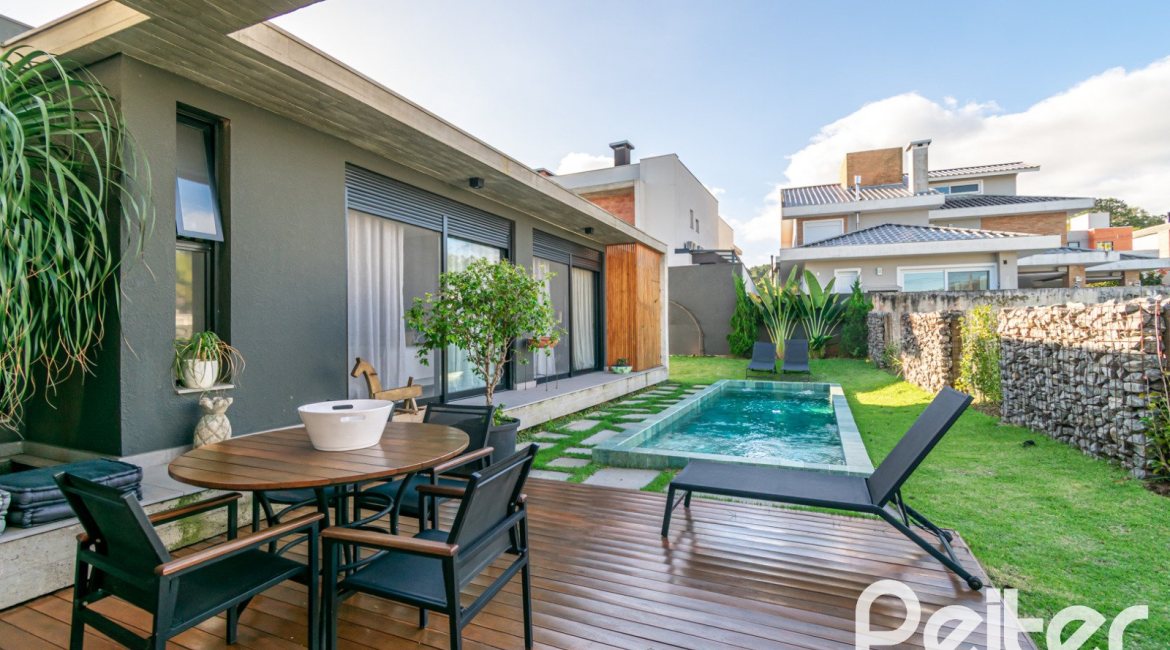 Casa em Condomínio à venda com 260m², 3 dormitórios, 3 suítes, 4 vagas, no bairro Alphaville em PORTO ALEGRE