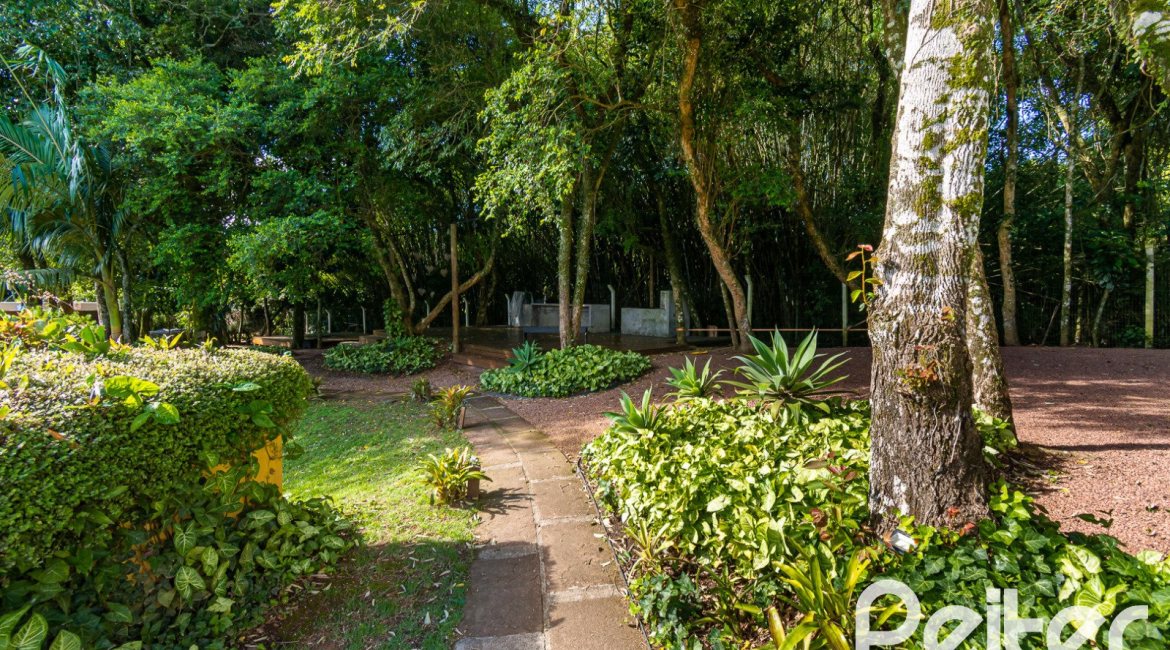 Terreno em condomínio à venda com 276m², no bairro Vila Nova em Porto Alegre