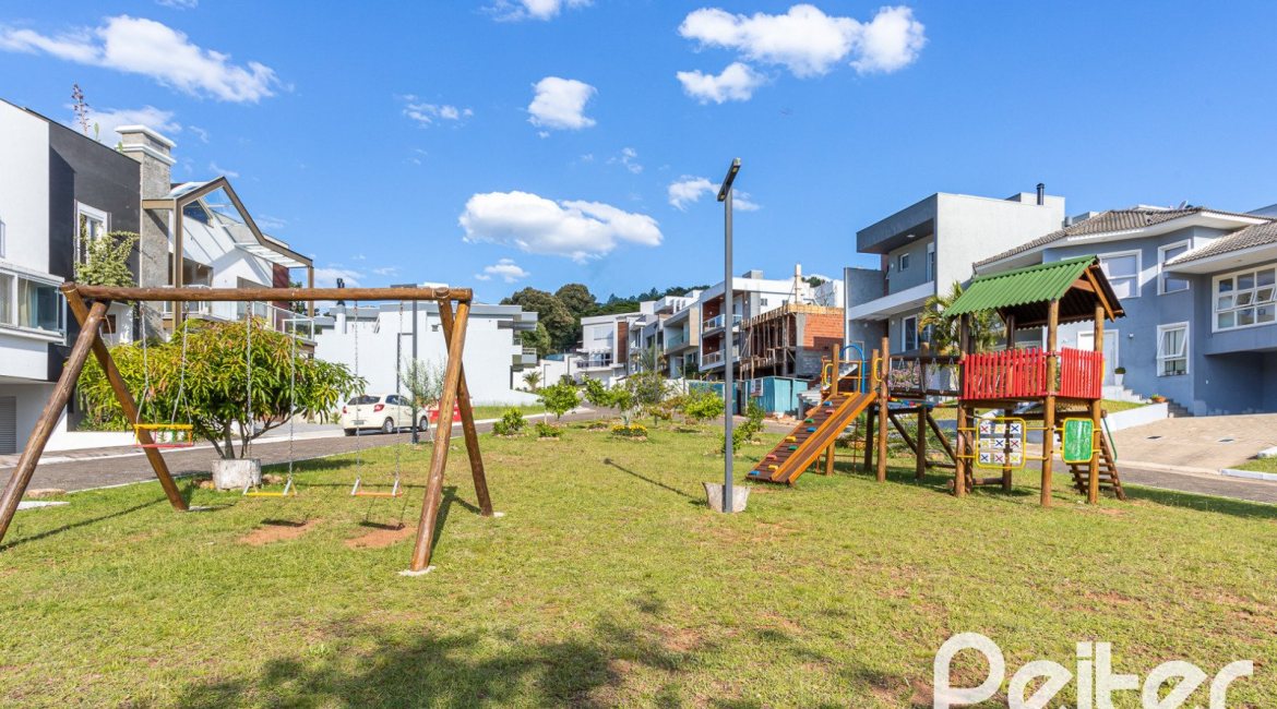 Terreno em condomínio à venda com 276m², no bairro Vila Nova em Porto Alegre