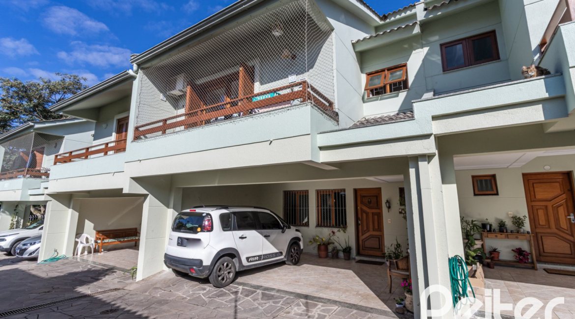 Casa em Condomínio à venda com 175m², 3 dormitórios, 1 suíte, 2 vagas, no bairro Jardim Isabel em Porto Alegre