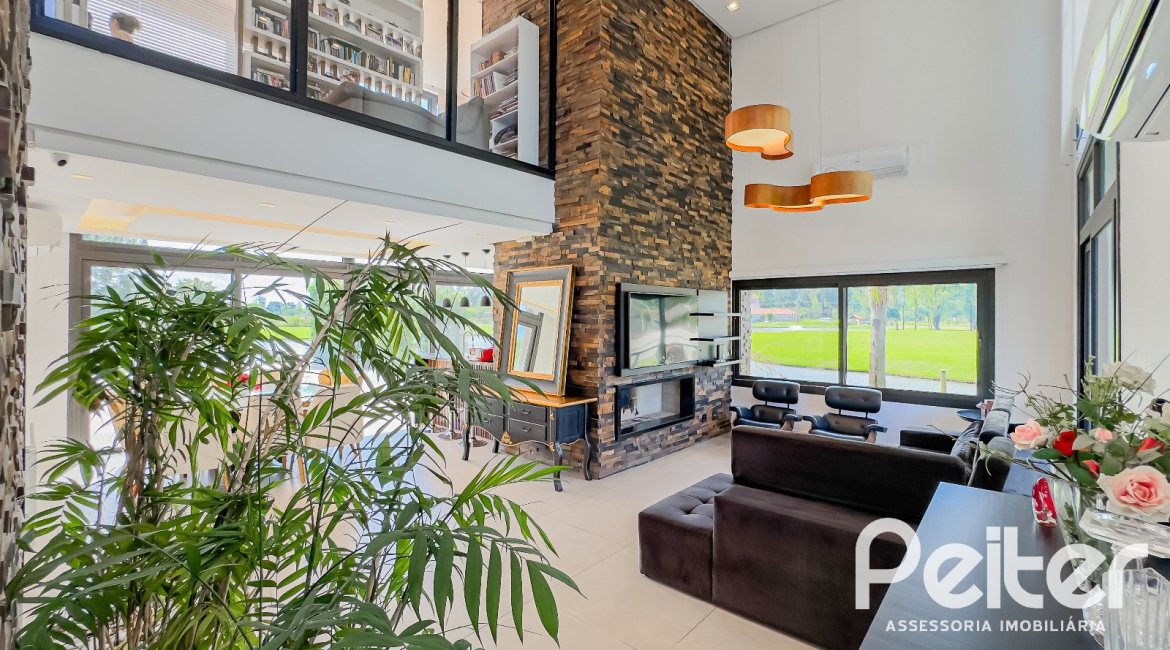 Casa em Condomínio à venda com 385m², 4 dormitórios, 4 suítes, 4 vagas, no bairro Terra Ville em PORTO ALEGRE