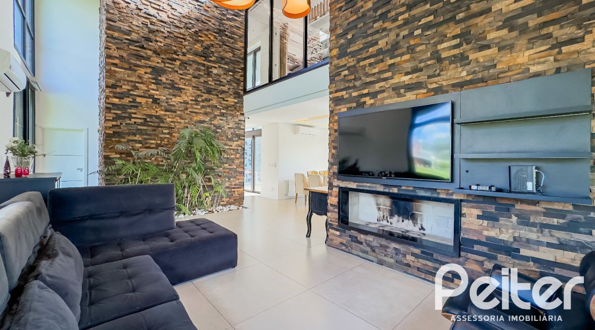 Casa em Condomínio à venda com 385m², 4 dormitórios, 4 suítes, 4 vagas, no bairro Terra Ville em PORTO ALEGRE