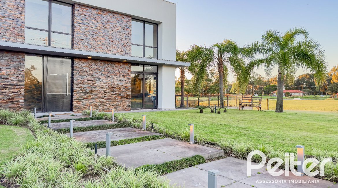 Casa em Condomínio à venda com 385m², 4 dormitórios, 4 suítes, 4 vagas, no bairro Terra Ville em PORTO ALEGRE