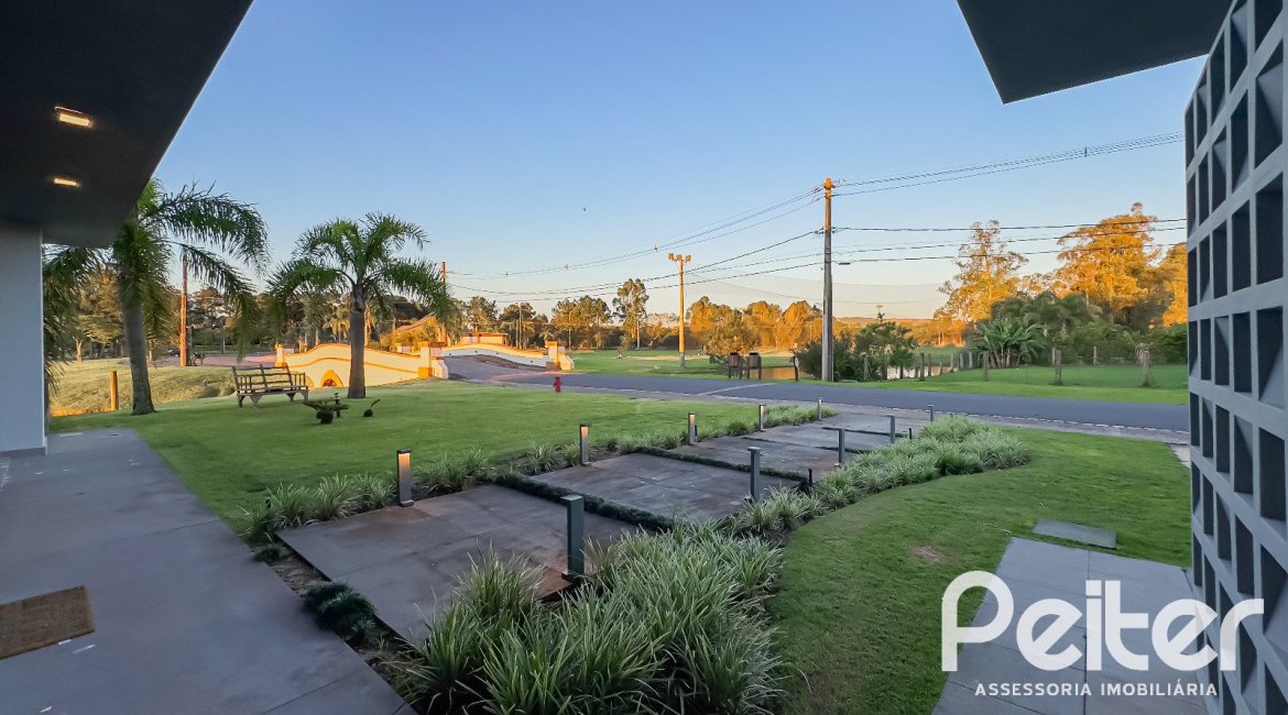 Casa em Condomínio à venda com 385m², 4 dormitórios, 4 suítes, 4 vagas, no bairro Terra Ville em PORTO ALEGRE