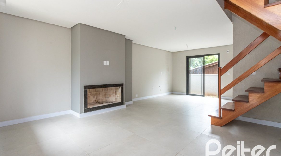 Casa em Condomínio à venda com 96m², 3 dormitórios, 1 suíte, 2 vagas, no bairro Tristeza em Porto Alegre