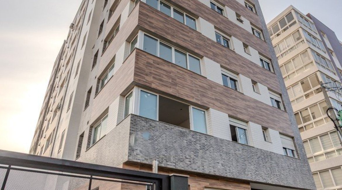 Apartamento à venda com 92m², 3 dormitórios, 1 suíte, 2 vagas, no bairro Tristeza em Porto Alegre