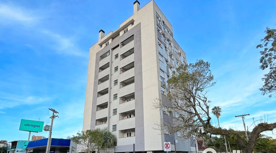 Apartamento à venda com 50m², 2 dormitórios, 1 vaga, no bairro Glória em Porto Alegre