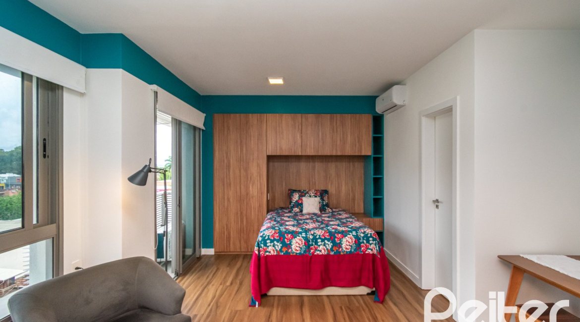 Apartamento à venda com 40m², 1 dormitório, 1 suíte, 1 vaga, no bairro Tristeza em PORTO ALEGRE