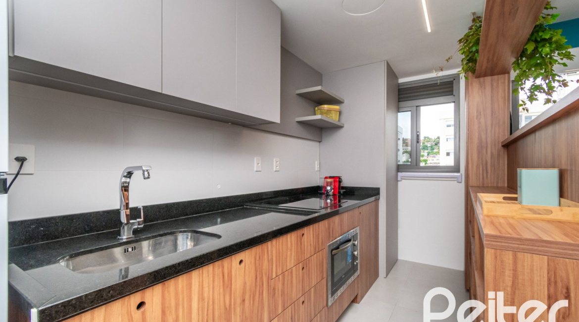 Apartamento à venda com 40m², 1 dormitório, 1 suíte, 1 vaga, no bairro Tristeza em PORTO ALEGRE