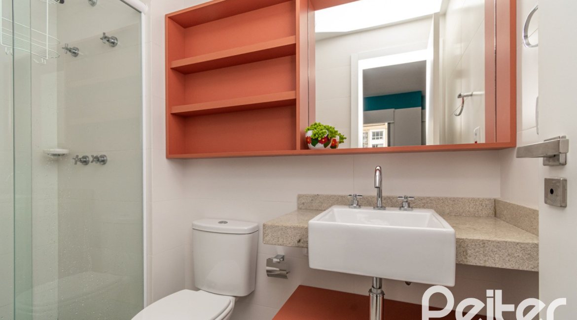 Apartamento à venda com 40m², 1 dormitório, 1 suíte, 1 vaga, no bairro Tristeza em PORTO ALEGRE