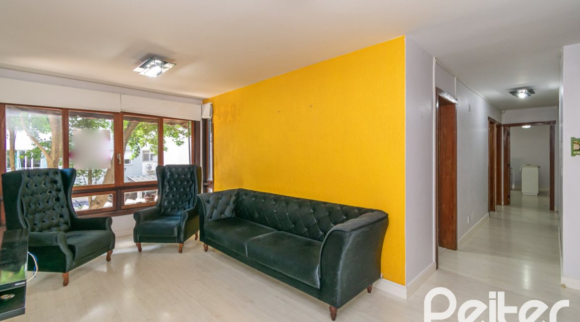 Apartamento à venda com 74m², 2 dormitórios, 1 vaga, no bairro Tristeza em Porto Alegre