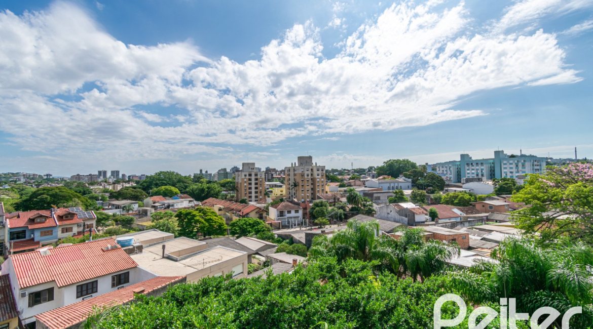 Apartamento à venda com 55m², 2 dormitórios, 1 vaga, no bairro Cavalhada em Porto Alegre