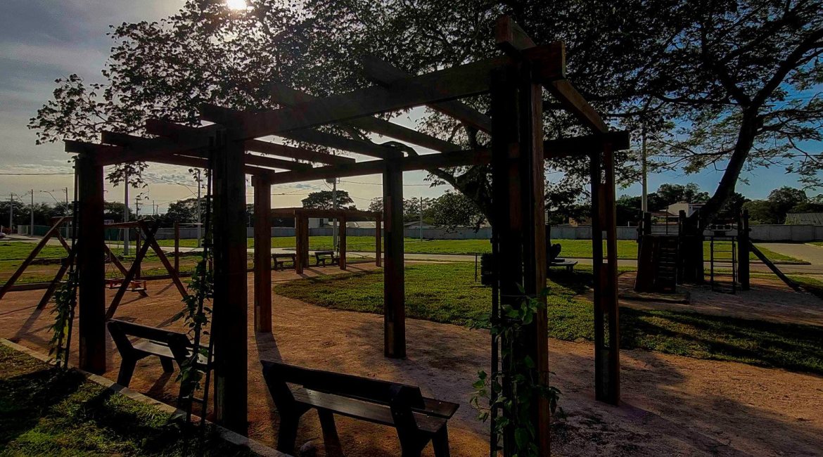 Terreno em condomínio à venda com 147m², no bairro Hípica em Porto Alegre