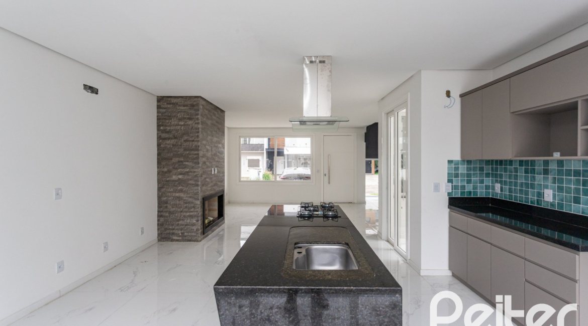 Casa em Condomínio à venda com 154m², 3 dormitórios, 3 suítes, 2 vagas, no bairro Hípica em PORTO ALEGRE