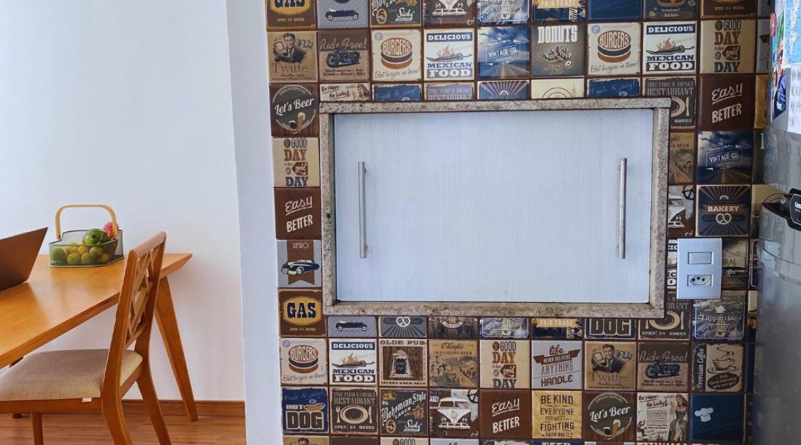 Apartamento à venda com 57m², 2 dormitórios, 1 suíte, 1 vaga, no bairro Vila Nova em PORTO ALEGRE