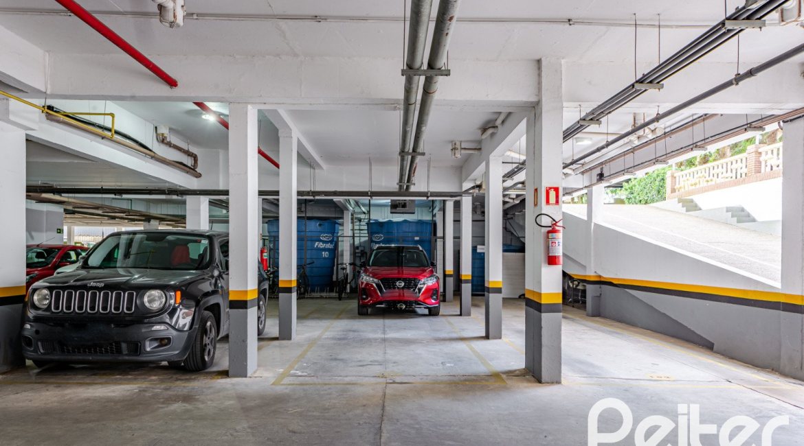 Apartamento à venda com 94m², 3 dormitórios, 1 suíte, 2 vagas, no bairro Tristeza em PORTO ALEGRE