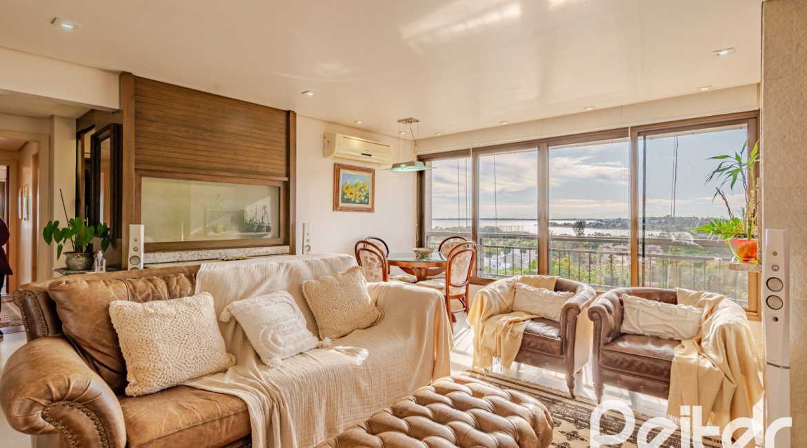 Apartamento à venda com 94m², 3 dormitórios, 1 suíte, 2 vagas, no bairro Tristeza em PORTO ALEGRE