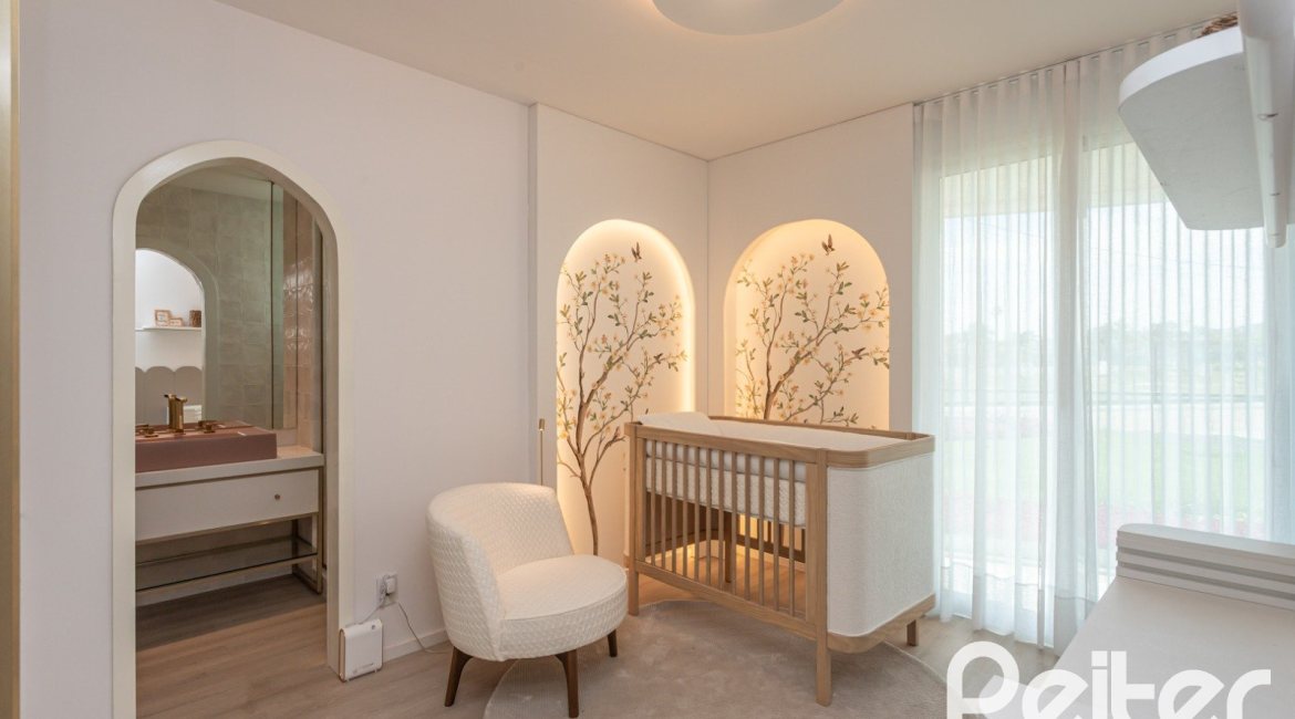 Apartamento à venda com 127m², 3 dormitórios, 3 suítes, 2 vagas, no bairro Golden Lake em Porto Alegre