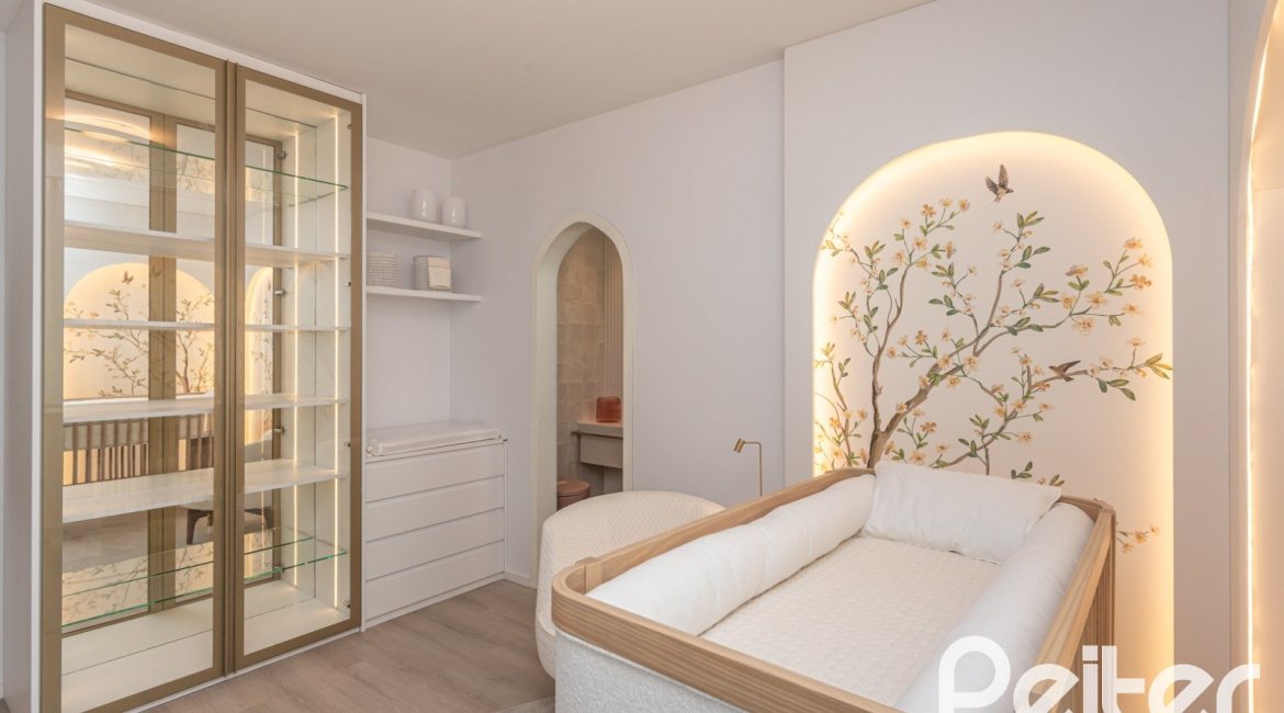 Apartamento à venda com 127m², 3 dormitórios, 3 suítes, 2 vagas, no bairro Golden Lake em Porto Alegre