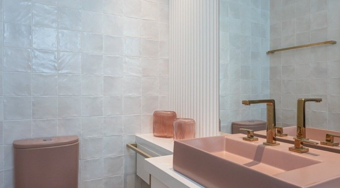 Apartamento à venda com 127m², 3 dormitórios, 3 suítes, 2 vagas, no bairro Golden Lake em Porto Alegre