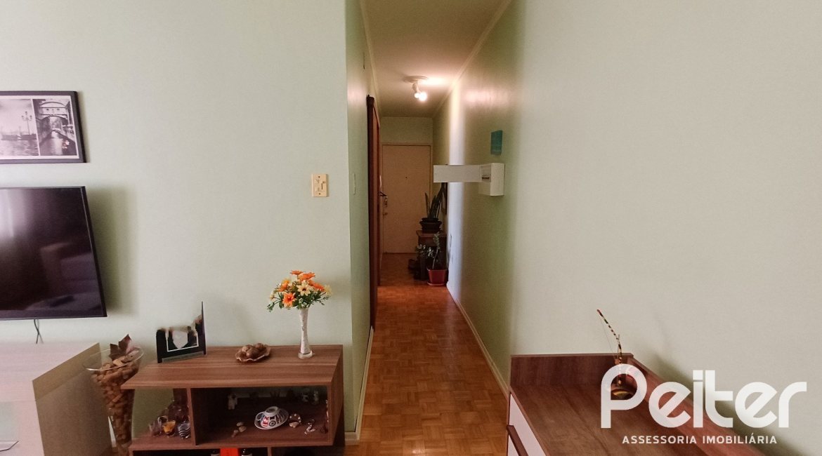 Apartamento à venda com 81m², 2 dormitórios, no bairro Teresópolis em Porto Alegre
