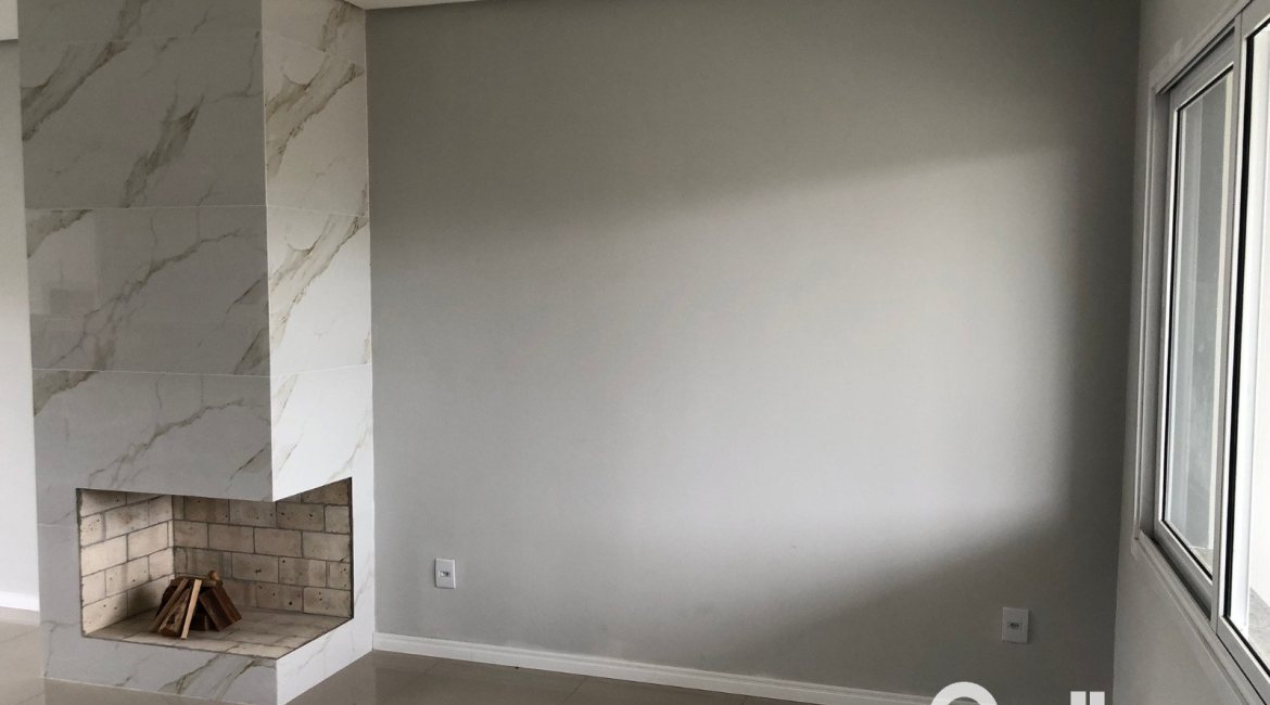 Casa à venda com 115m², 3 dormitórios, 1 suíte, 2 vagas, no bairro Hípica em Porto Alegre