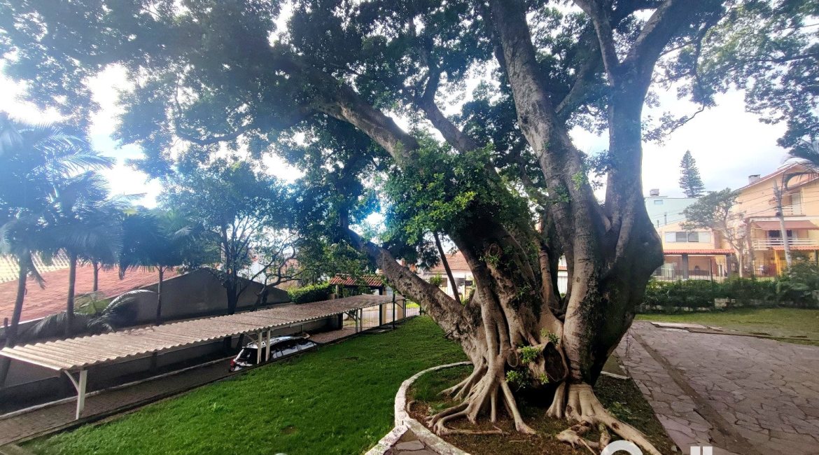 Apartamento à venda com 69m², 2 dormitórios, 1 vaga, no bairro Tristeza em Porto Alegre