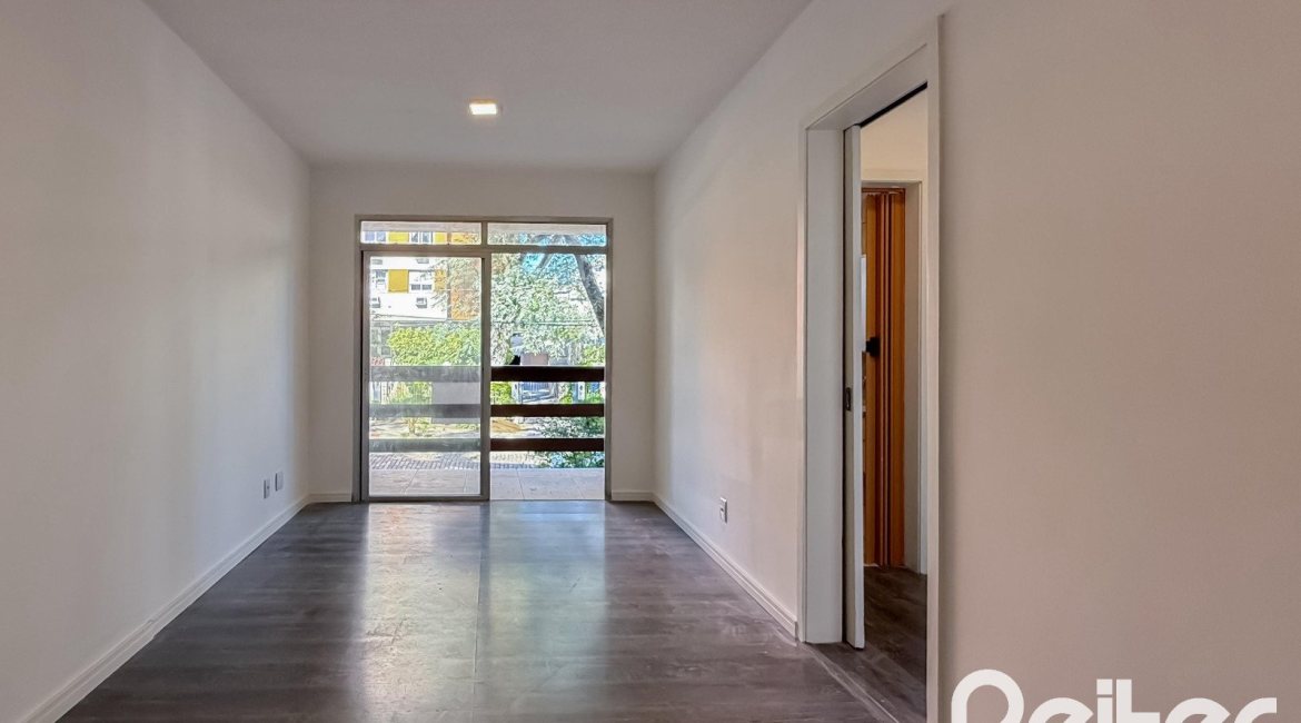 Apartamento à venda com 69m², 2 dormitórios, 1 vaga, no bairro Tristeza em Porto Alegre