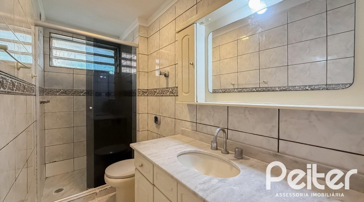 Apartamento à venda com 69m², 2 dormitórios, 1 vaga, no bairro Tristeza em Porto Alegre