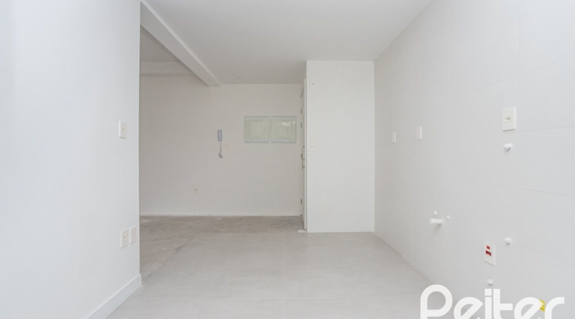 Apartamento à venda com 149m², 3 dormitórios, 3 suítes, 2 vagas, no bairro Tristeza em Porto Alegre