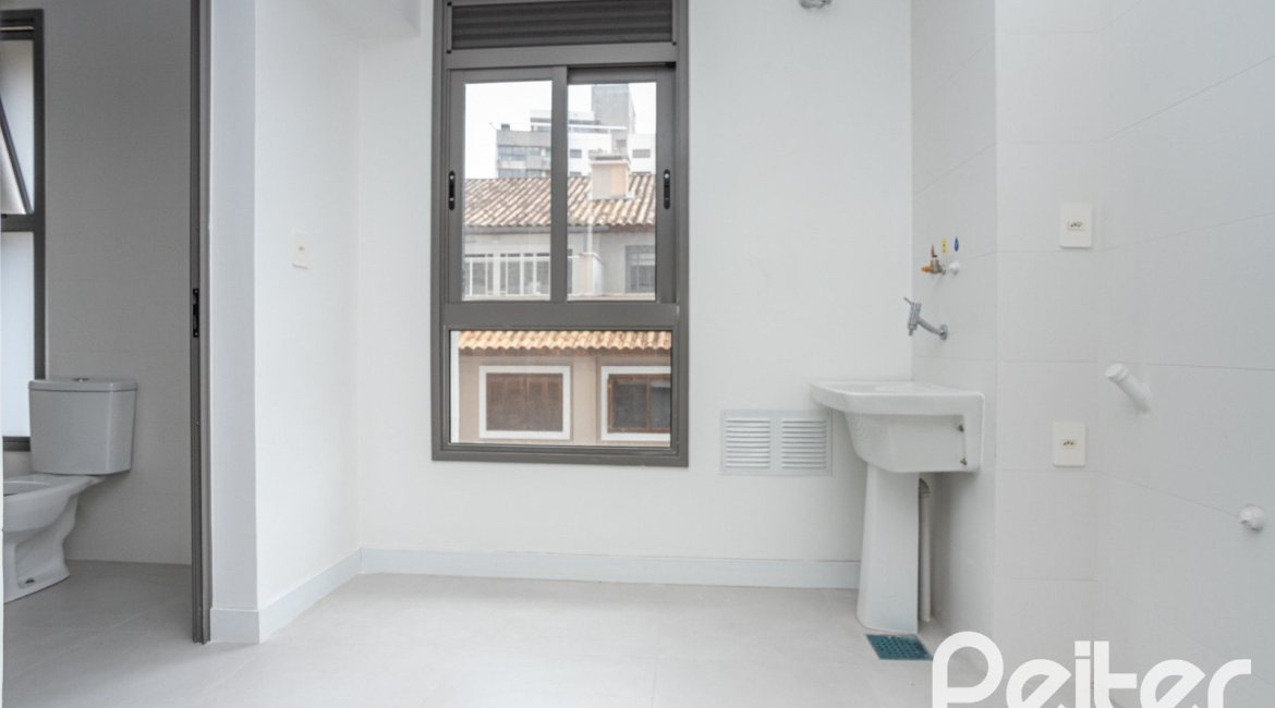 Apartamento à venda com 149m², 3 dormitórios, 3 suítes, 2 vagas, no bairro Tristeza em Porto Alegre