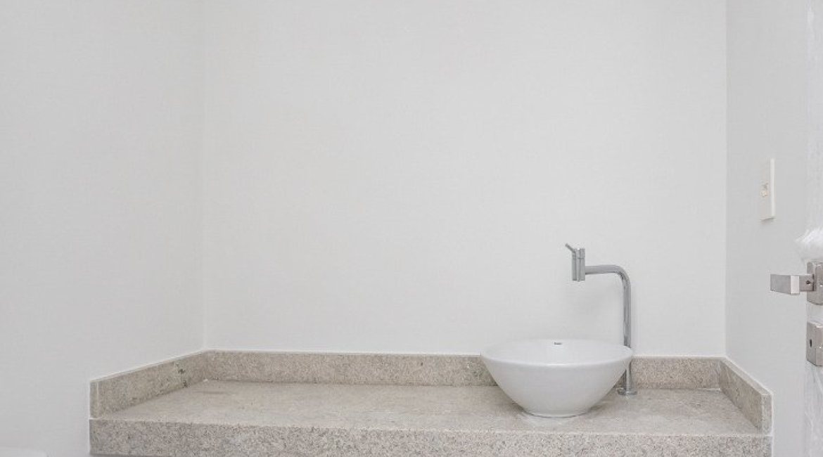 Apartamento à venda com 149m², 3 dormitórios, 3 suítes, 2 vagas, no bairro Tristeza em Porto Alegre