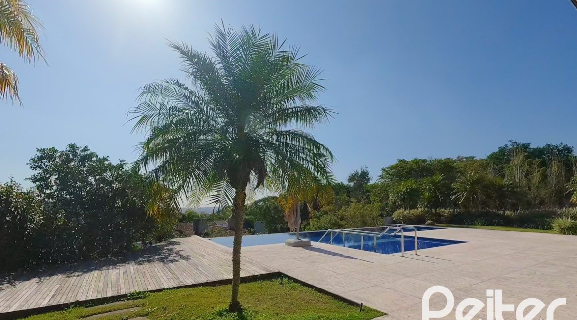 Casa em Condomínio à venda com 1400m², 5 dormitórios, 4 suítes, 10 vagas, no bairro Cavalhada em PORTO ALEGRE