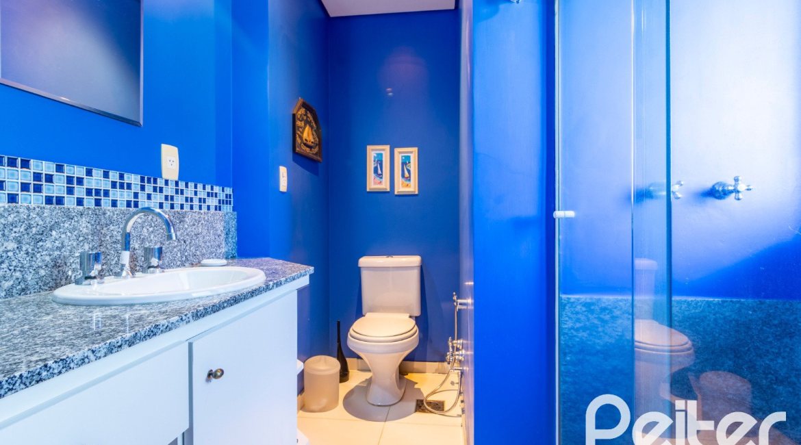 Casa em Condomínio à venda com 315m², 3 dormitórios, 3 suítes, 4 vagas, no bairro Cavalhada em PORTO ALEGRE