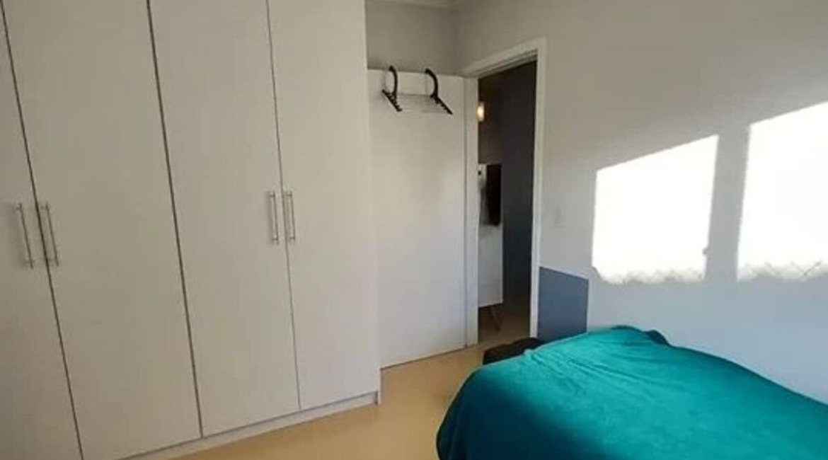 Apartamento à venda com 63m², 2 dormitórios, 1 vaga, no bairro Tristeza em Porto Alegre