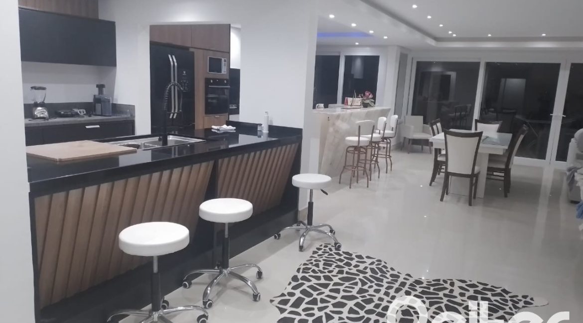 Casa em Condomínio à venda com 349m², 5 dormitórios, 5 suítes, 4 vagas, no bairro Terra Ville em PORTO ALEGRE