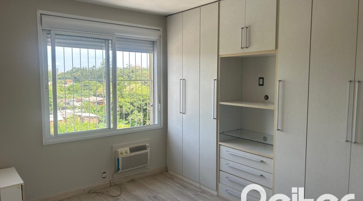 Apartamento à venda com 69m², 2 dormitórios, 1 vaga, no bairro Cristal em Porto Alegre