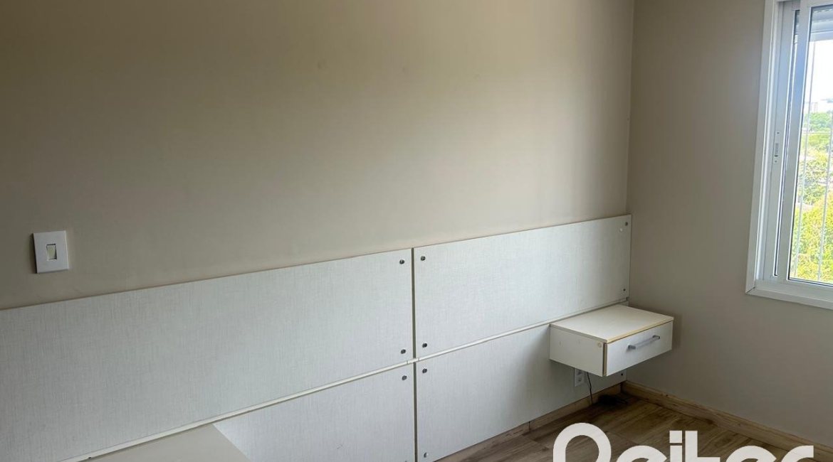 Apartamento à venda com 69m², 2 dormitórios, 1 vaga, no bairro Cristal em Porto Alegre