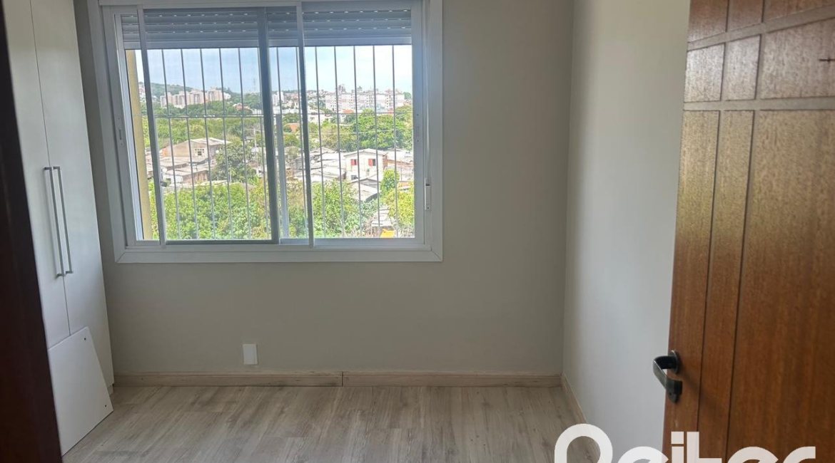 Apartamento à venda com 69m², 2 dormitórios, 1 vaga, no bairro Cristal em Porto Alegre